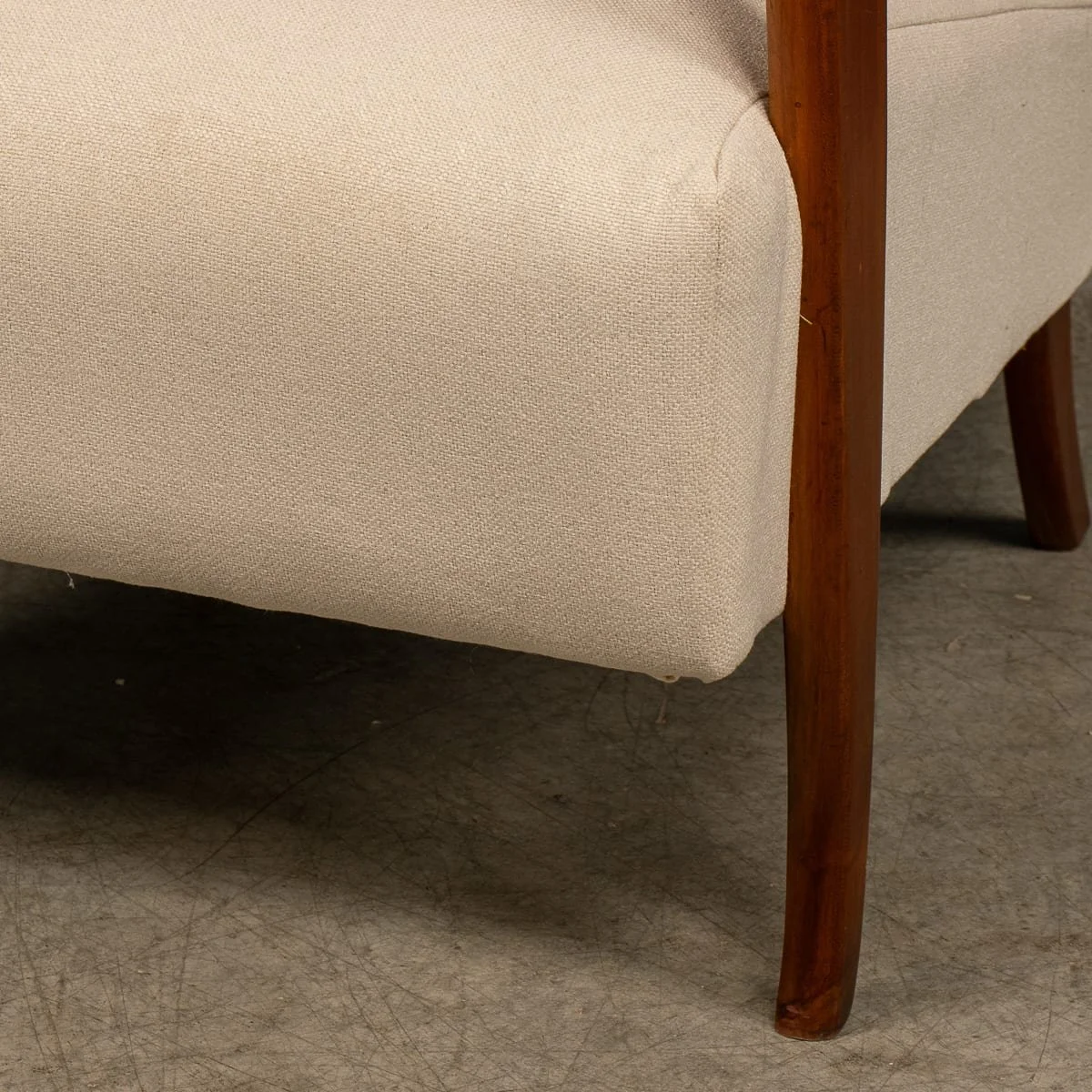 PUSHKINS.COM - B12786d - VINTAGE 20thC ITALIAN WHITE FABRIC ARMCHAIR IN THE MANNER OF PAOLO BUFFA c.1960 - 16.jpg