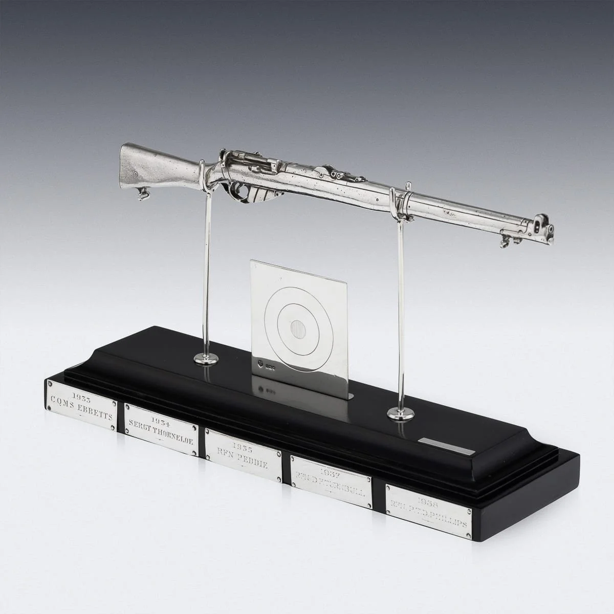 PUSHKINS.COM - A00135 - ANTIQUE 20thC ENGLISH SOLID SILVER RIFLE SHOOTING TROPHY, LONDON c.1915 - 05.jpg
