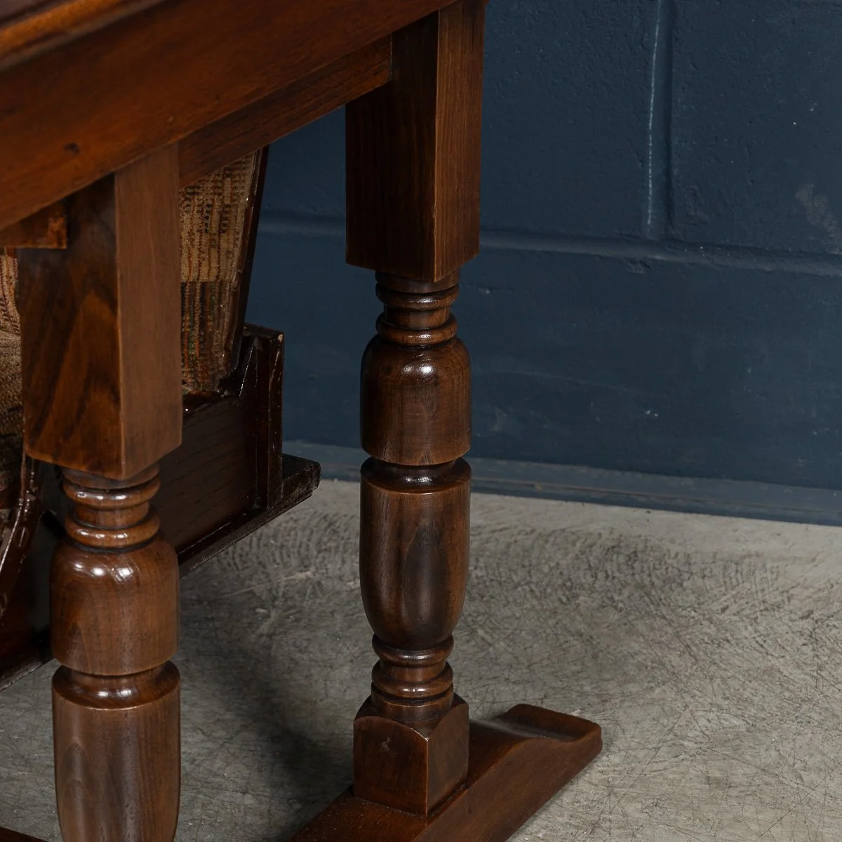 PUSHKINS.COM - B11465 - 20thC ENGLISH METAMORPHIC %22SETTEE TABLE%22 BY R. HAMP & CO, NORTHAMPTON c.1930 - 32.jpg
