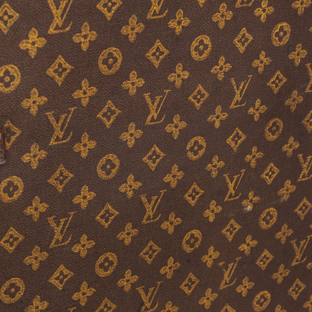 PUSHKINS.COM - B11308w - ANTIQUE 20thC LOUIS VUITTON HAT TRUNK IN MONOGRAM CANVAS, FRANCE c.1920 - 27.jpg