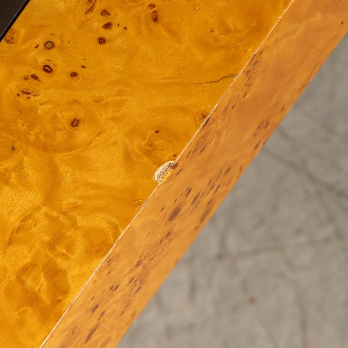 PUSHKINS.COM - B11867 - 20thC ITALIAN WALNUT & GLASS COFFEE TABLE ATTRIBUTABLE TO WILLY RIZZO c.1970 - 14.jpg