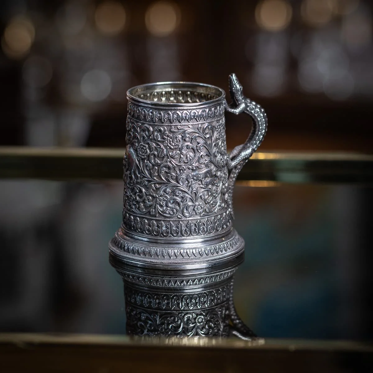 PUSHKINS.COM - A00231 - ANTIQUE 19thC INDIAN KUTCH SOLID SILVER MUG, OOMERSI MAWJI, BHUJ c.1890 -03.jpg
