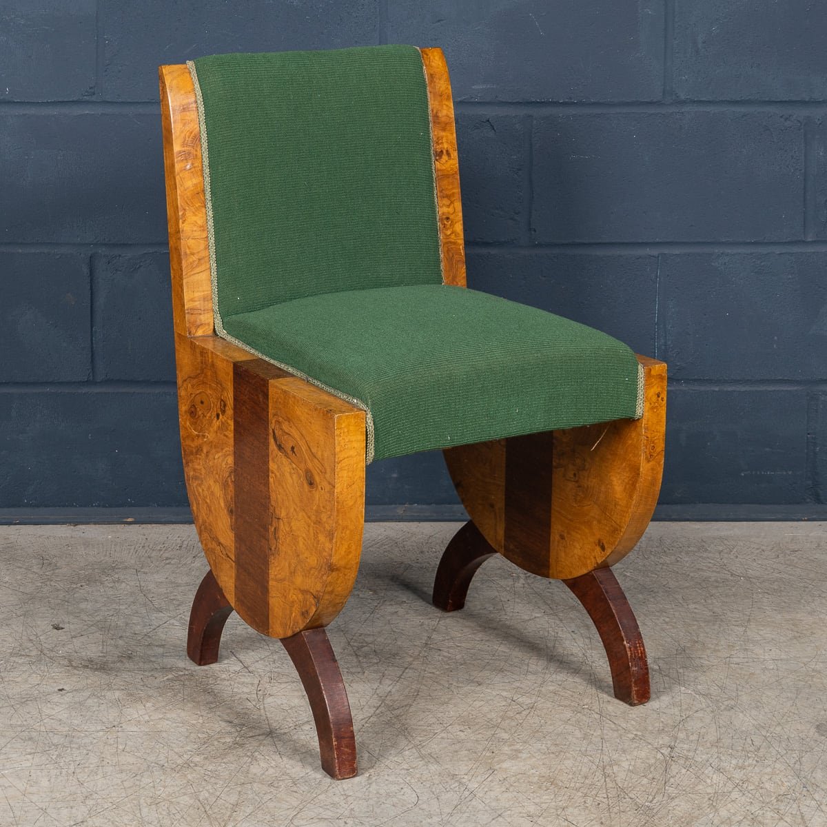 PUSHKINS.COM - 20thC ITALIAN ART DECO HALL CHAIR IN WALNUT c.1930 - 2.jpg