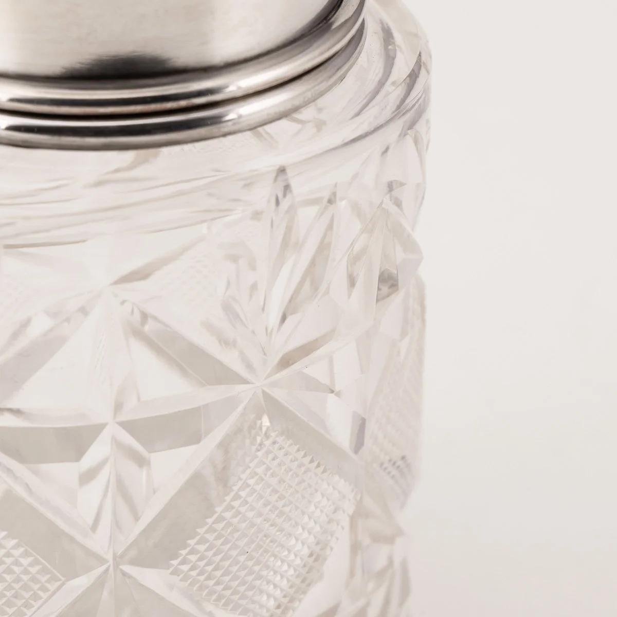 PUSHKINS.COM - Z12157 - 20thC ENGLISH SOLID SILVER, GUILLOCHÉ ENAMEL & CUT CRYSTAL JAR, LONDON c.1929 - 13.jpg