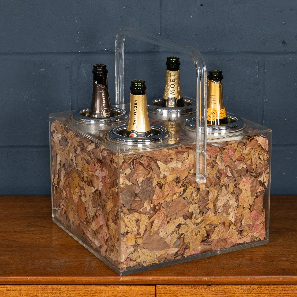 PUSHKINS.COM - B11430 - 20thC FOUR BOTTLE WINE CADDY IN PERSPEX BY CHRISTIAN DIOR, MADE IN ITALY c.1980 - 10.jpg