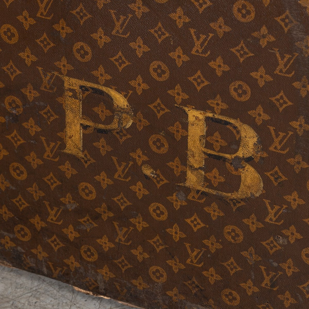 PUSHKINS.COM - B11230 - ANTIQUE 20thC LOUIS VUITTON MALLE HAUTE TRUNK IN MONOGRAM CANVAS, FRANCE c.1910 - 34.jpg