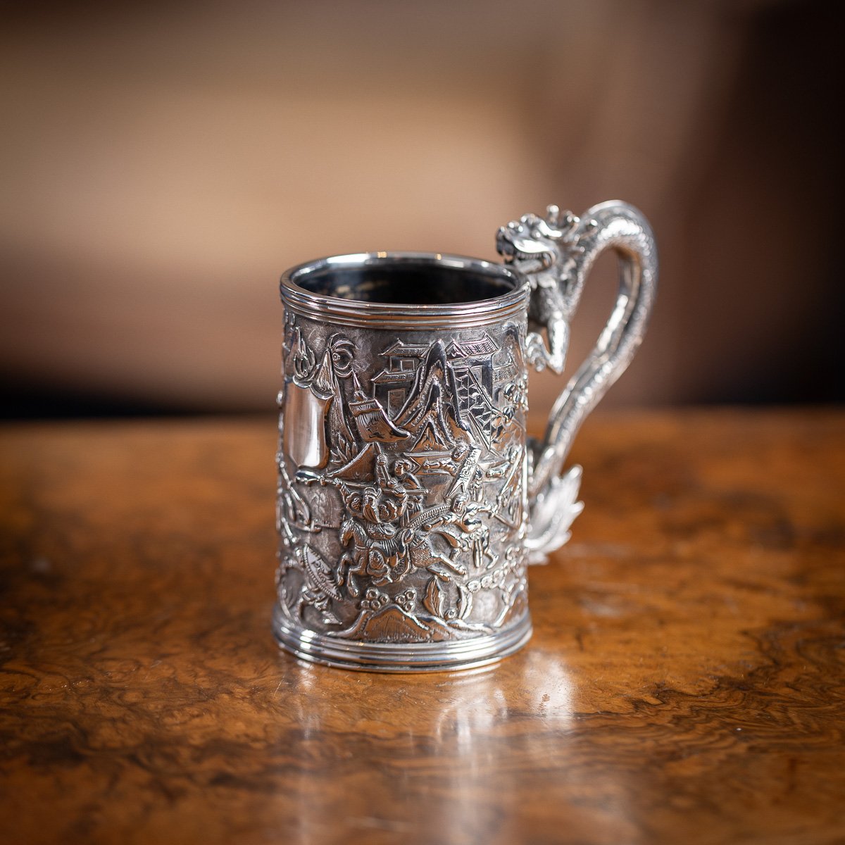PUSHKINS.COM - A11058 - ANTIQUE 19thC RARE CHINESE EXPORT SOLID SILVER DRAGON MUG, BAO JI c.1870 - 03.jpg