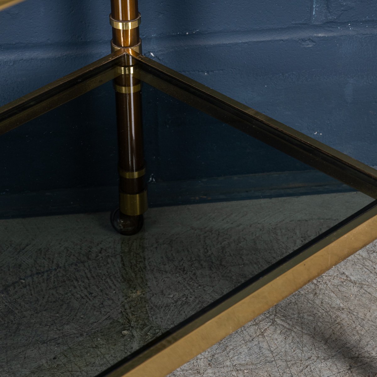 PUSHKINS.COM - B11303 - VINTAGE 20thC ITALIAN BRASS FRAMED DRINKS TROLLEY c.1980 - 15.jpg