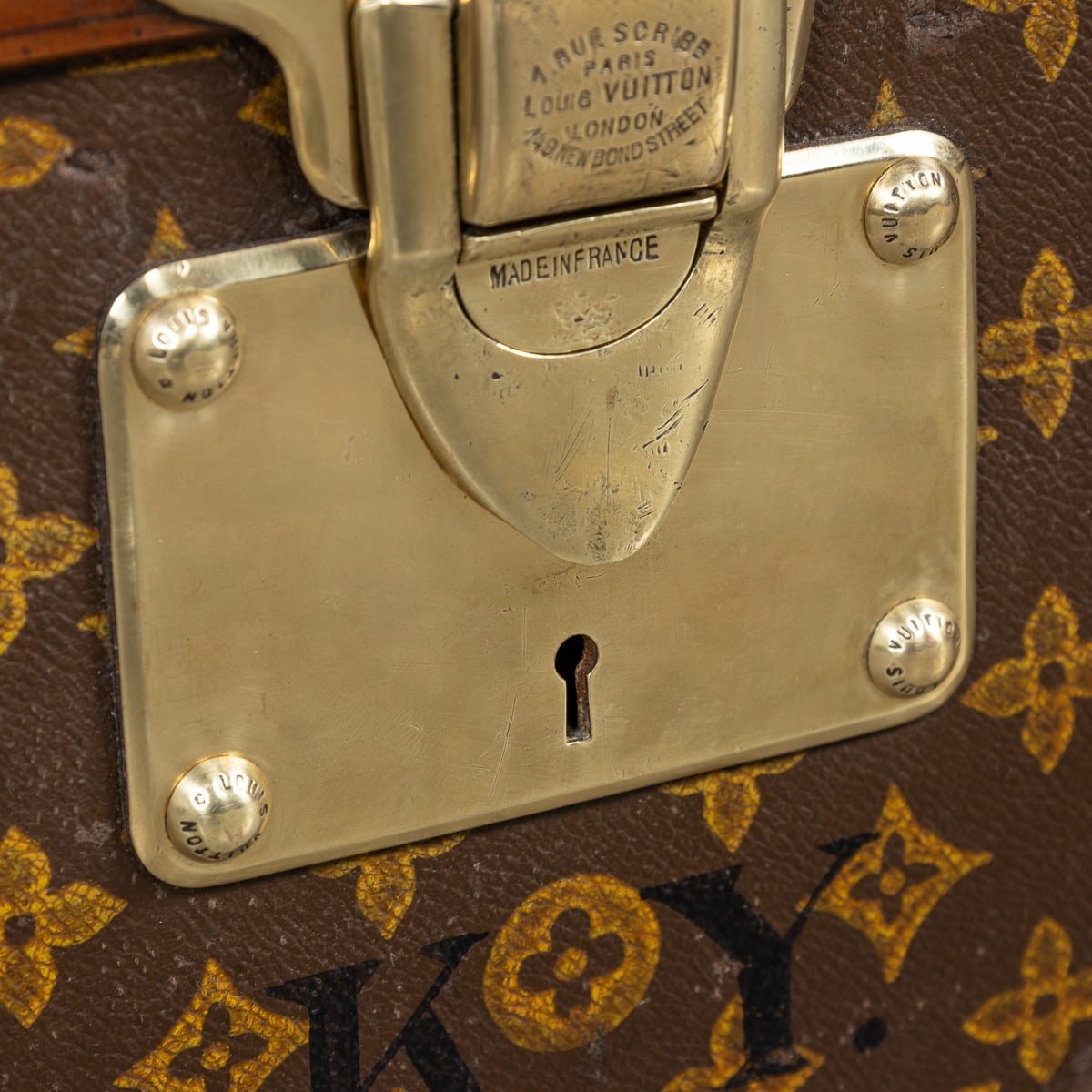 PUSHKINS.COM - B11237wd - 20thC LOUIS VUITTON ENCYCLOPEDIA BRITANNICA TRUNK IN MONOGRAM CANVAS c.1911 - 27.jpg