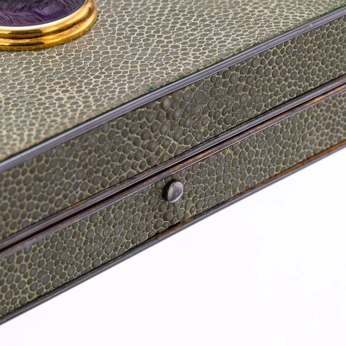 PUSHKINS.COM - J12119 - VINTAGE 20thC ENGLISH SHAGREEN & GILT METAL SILK LINED BOX - 15.jpg