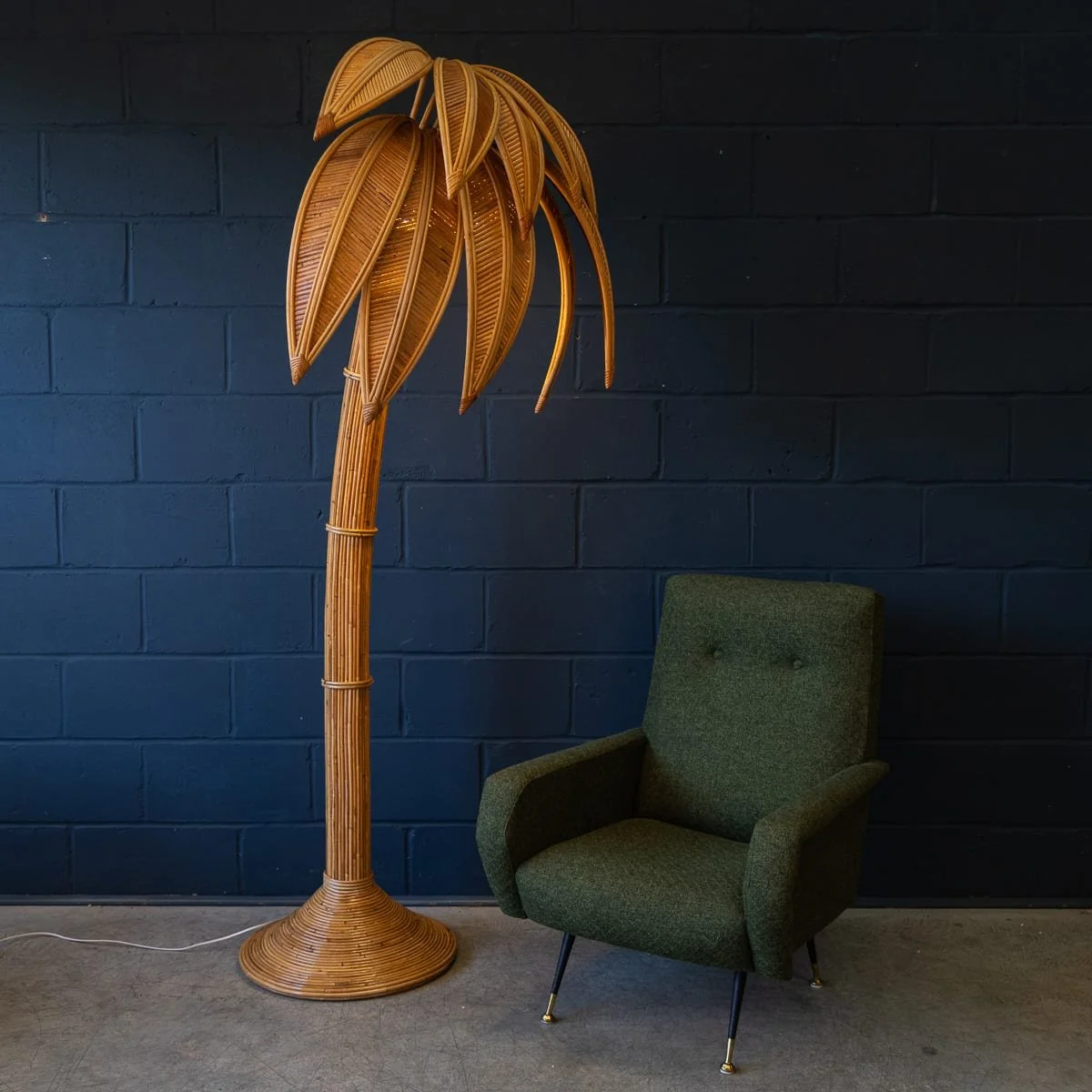 PUSHKINS.COM - B11851 - 20thC RATTAN PALM TREE FLOOR LAMP IN THE MANNER OF MARIO LOPEZ, MEXICO c.1970 - 04.jpg