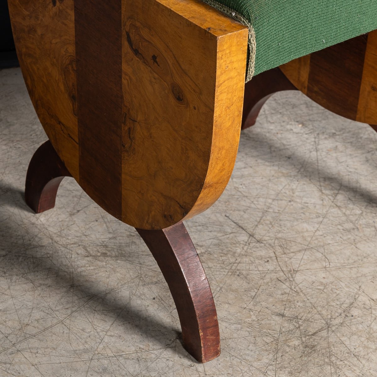 PUSHKINS.COM - 20thC ITALIAN ART DECO HALL CHAIR IN WALNUT c.1930 - 12.jpg