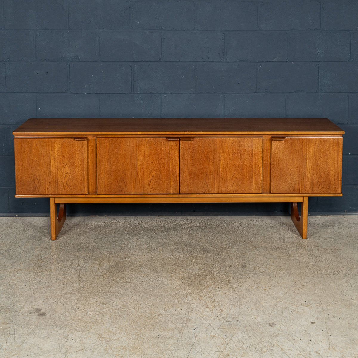 PUSHKINS.COM - B11412 - VINTAGE 20thC ENGLISH TEAK SIDEBOARD BY STONEHILL FURNITURE c.1960 - 04.jpg