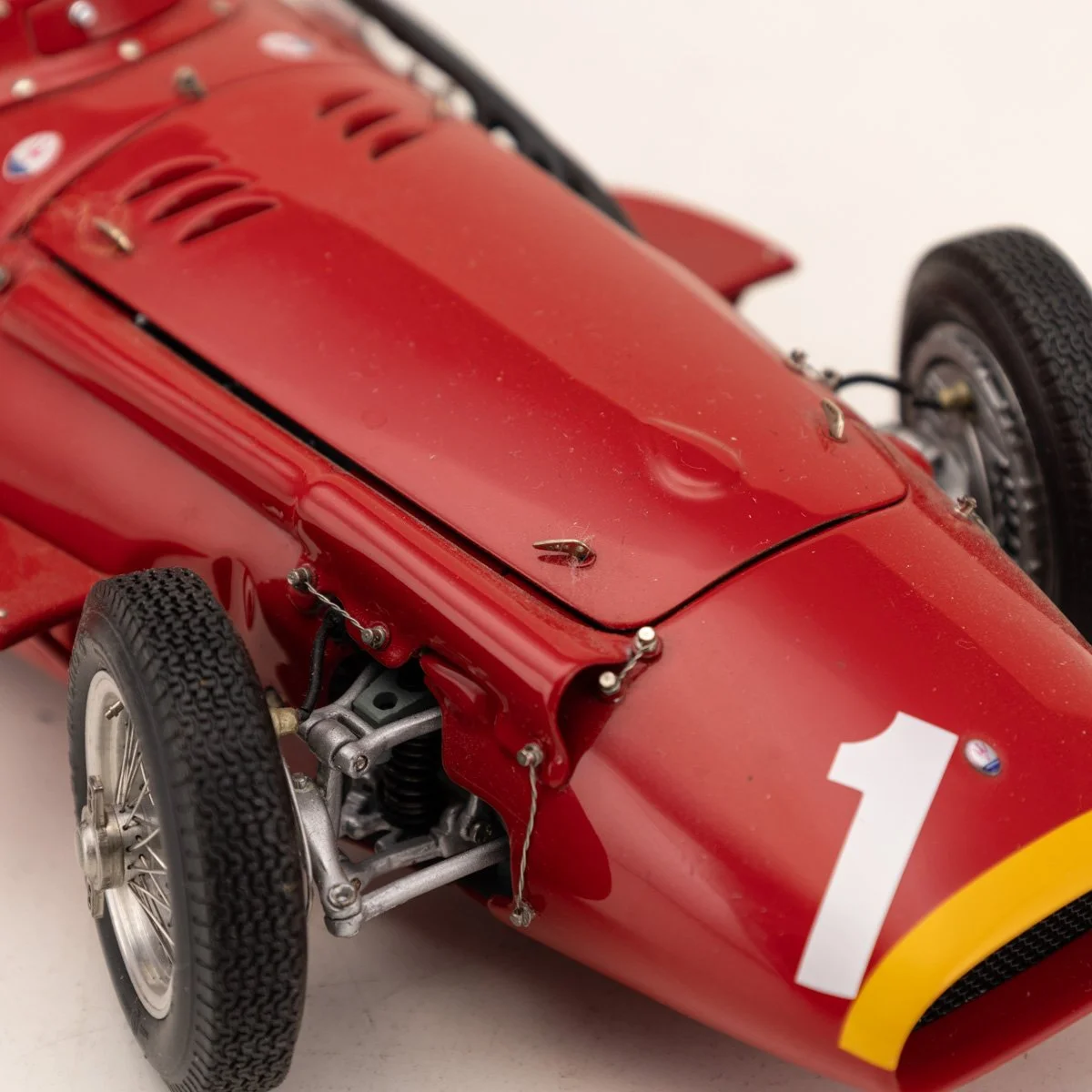 PUSHKINS.COM - Z12467 - VINTAGE 20thC CMC 1:18 SCALE MASERATI 250F F1 GP WINNING RACING CAR MODEL c.1957 - 10.jpg