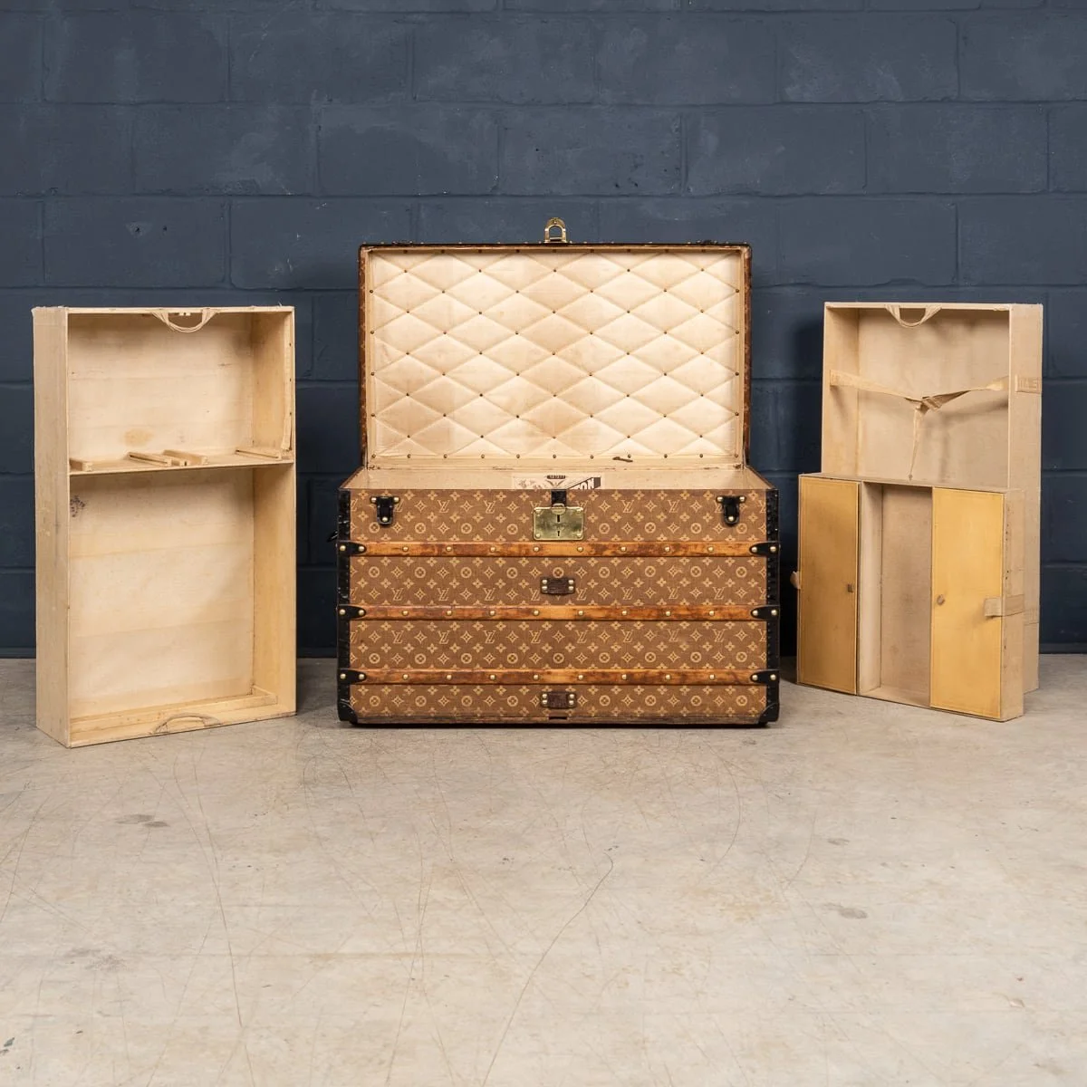 PUSHKIN'S - ANTIQUE 19thC LOUIS VUITTON TRUNK IN WOVEN CANVAS, FRANCE c.1890 - 11.jpg