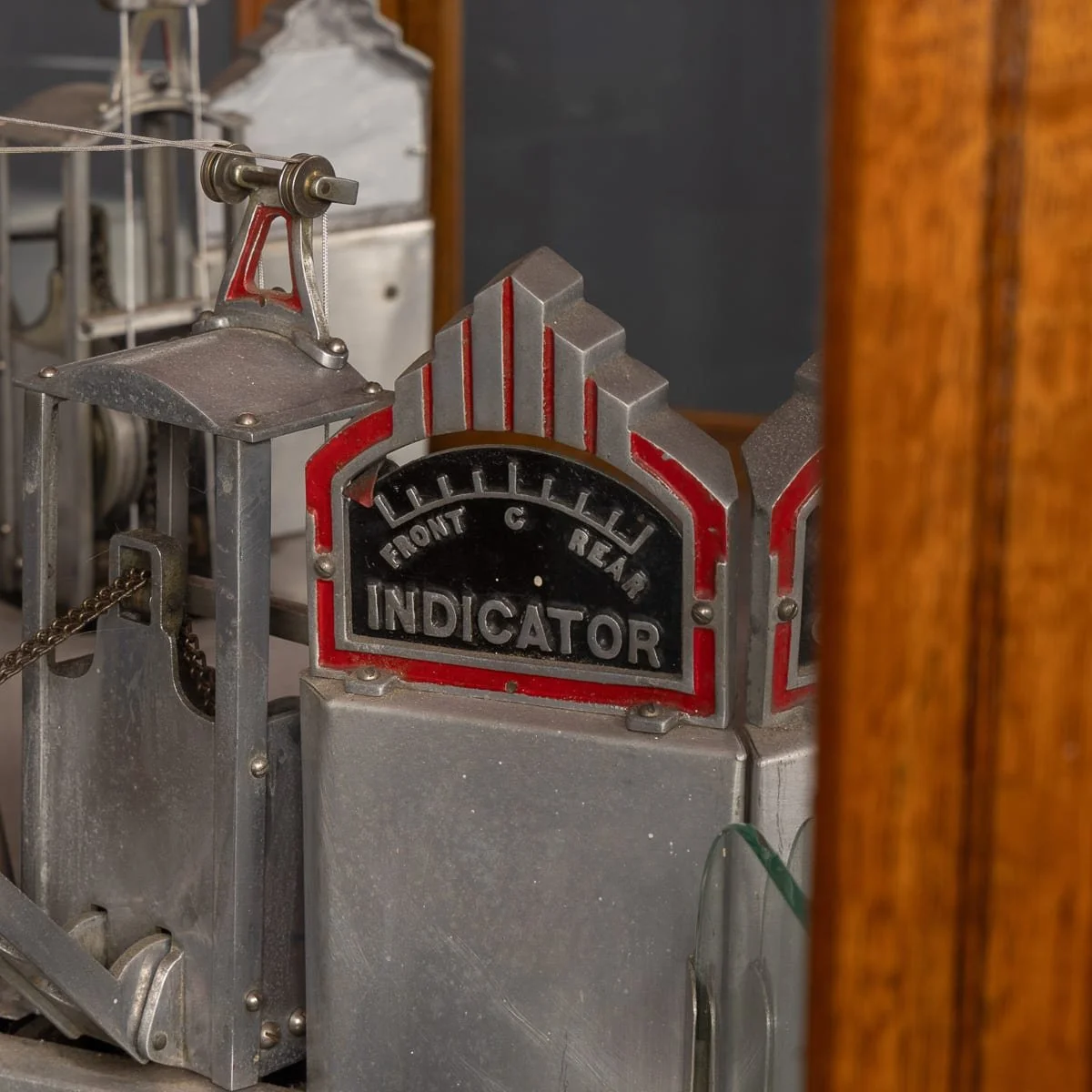 PUSHKINS.COM - D11875 - VINTAGE 20thC ENGLISH ART DECO 'CRANE CLAW' ARCADE MACHINE c.1930 - 27.jpg