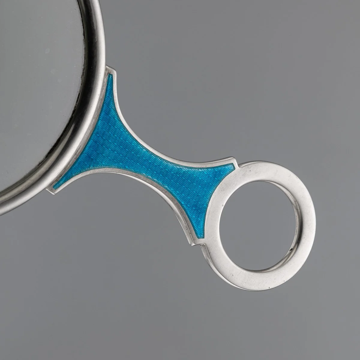 PUSHKINS.COM - C11915 - ANTIQUE 20thC ENGLISH SOLID SILVER & GUILLOCHÉ ENAMEL LARGE MAGNIFYING GLASS - 09.jpg