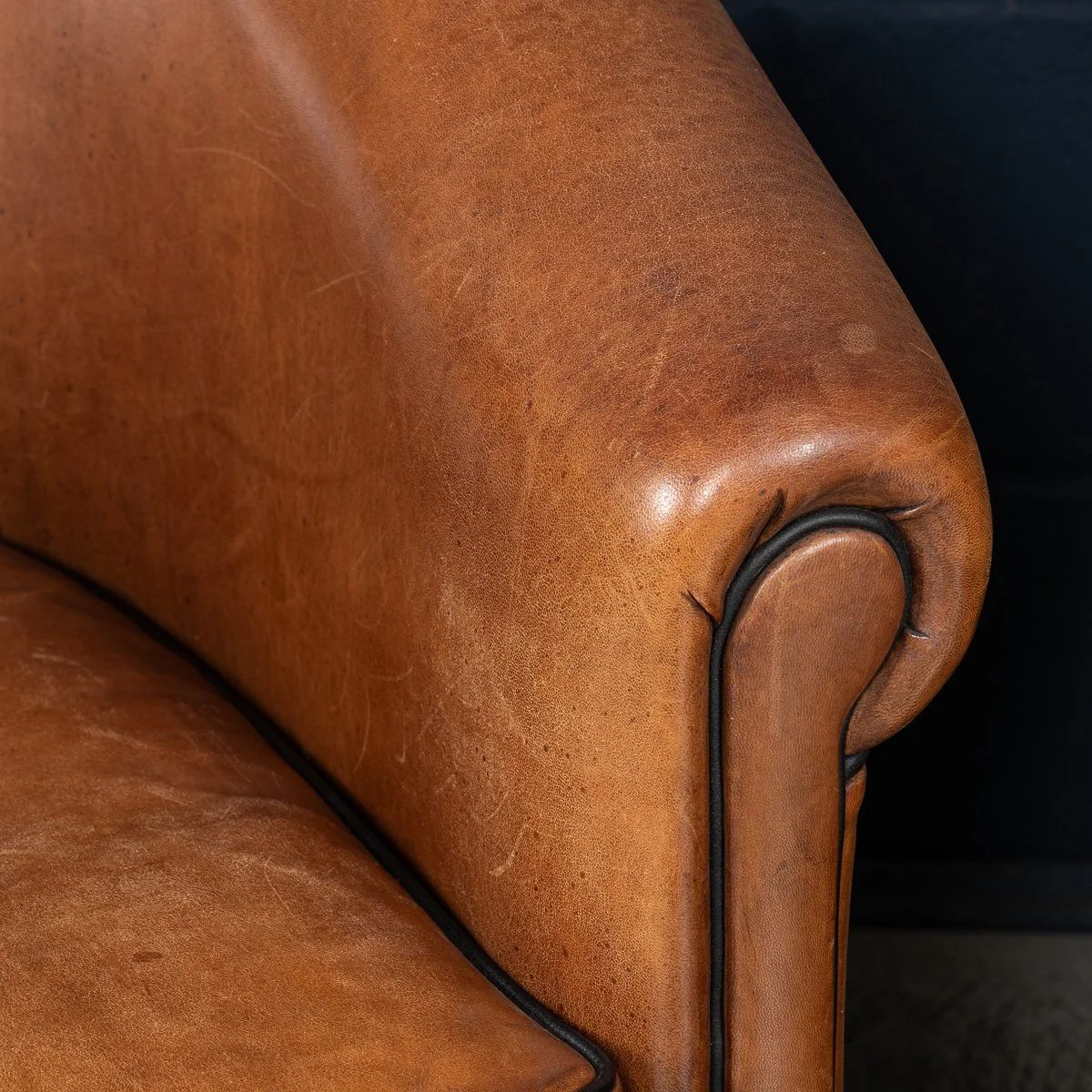 PUSHKINS.COM - B11463 - A PAIR OF 20thC DUTCH SHEEPSKIN LEATHER TUB CHAIRS - 23.jpg