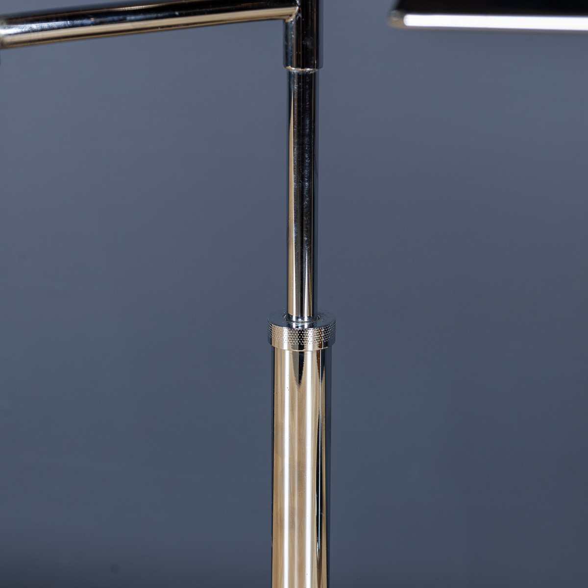 PUSHKINS.COM - D11117 - VINTAGE 20thC PAIR OF ARTICULATED CHROME DESK LAMPS c.1950 - 13.jpg