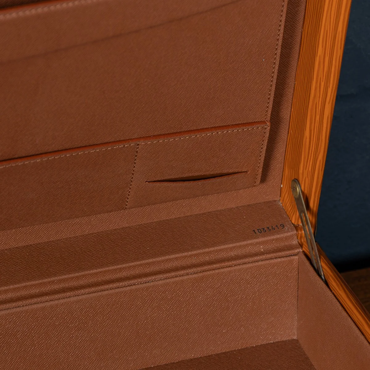 PUSHKINS.COM - B11502 - 20thC LOUIS VUITTON PRESIDENTIAL BRIEFCASE IN ORANGE EPI LEATHER, MADE IN FRANCE - 15.jpg