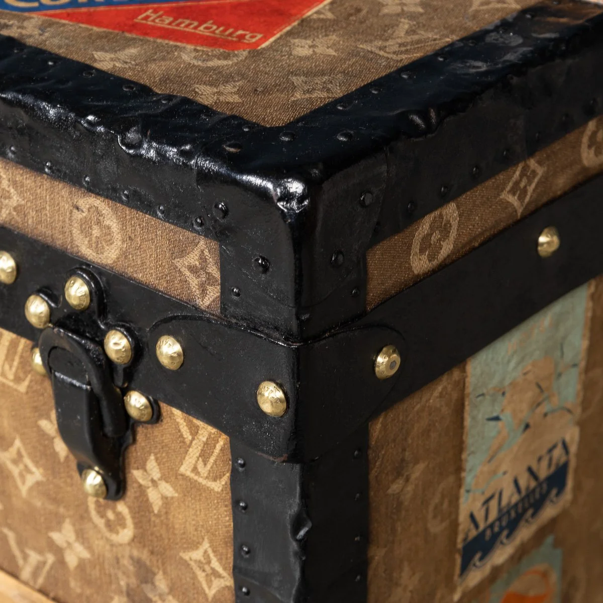 PUSHKINS.COM - B11503w - ANTIQUE 20thC LOUIS VUITTON HAT TRUNK IN WOVEN CANVAS, FRANCE c.1890 - 38.jpg