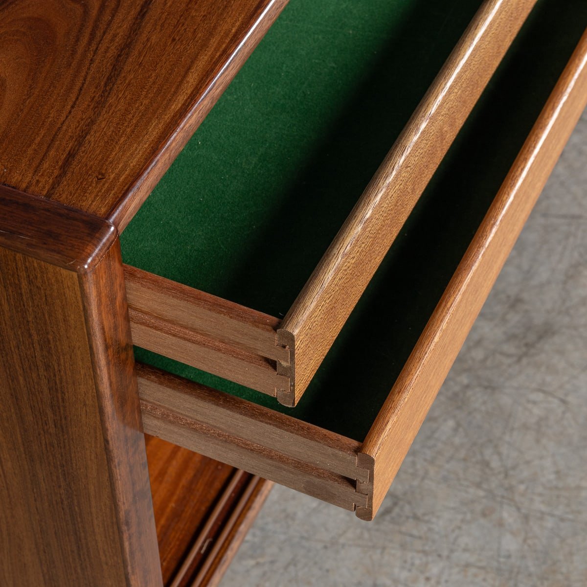 PUSHKINS.COM - B11243 - 20thC DANISH ROSEWOOD SIDEBOARD BY SKOVBY MØBELFABRIK A:S c.1960 - 28.jpg