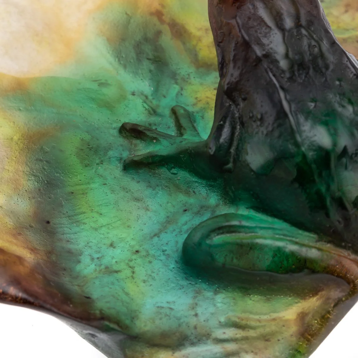 PUSHKINS.COM - C11747 - 20thC FRENCH LA PÂTE DE VERRE LARGE FROG ON LILY PAD BY DAUM - 16.jpg