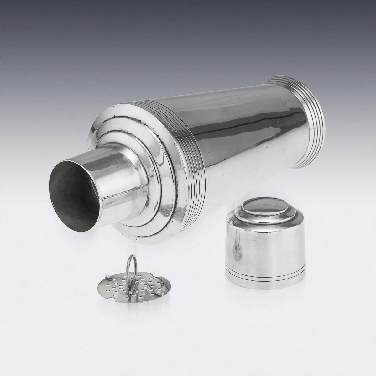 PUSHKINS.COM - J12212 - 20thC ENGLISH SOLID SILVER COCKTAIL SHAKER, MAPPIN & WEBB, SHEFFIELD c.1932 - 07.jpg