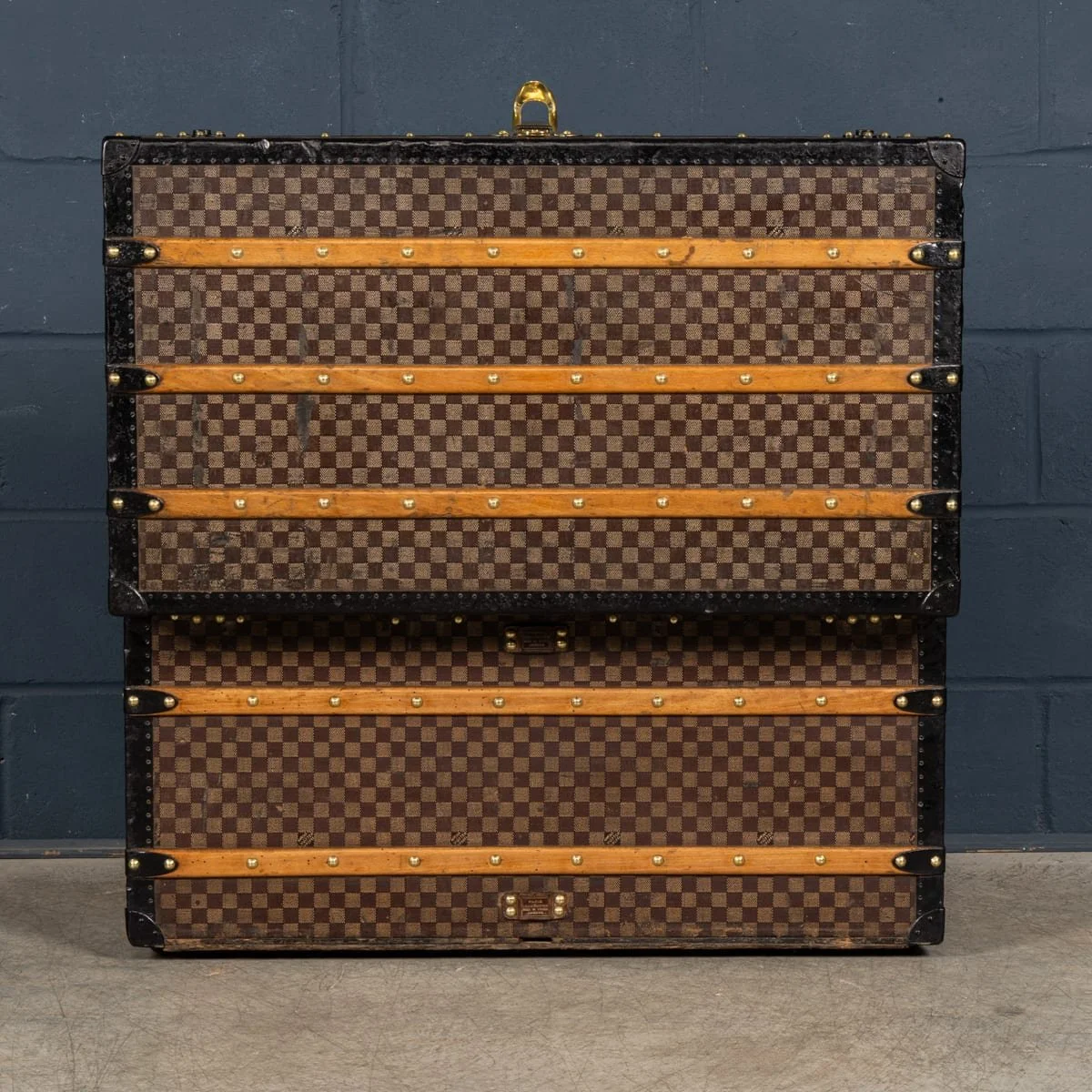 PUSHKINS.COM - B12250 - ANTIQUE 20thC LOUIS VUITTON TRUNK IN DAMIER CANVAS, FRANCE c.1900 - 11.jpg