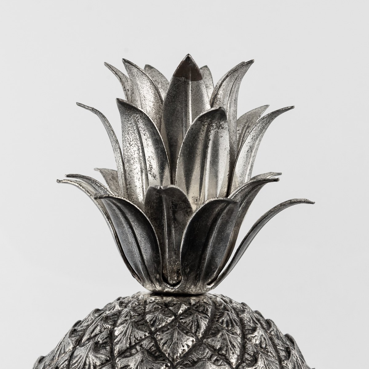 PUSHKINS.COM - B11424 - VINTAGE 20thC SILVER PLATED PINEAPPLE ICE BUCKET BY MAURO MANETTI, ITALY c.1970 - 08.jpg