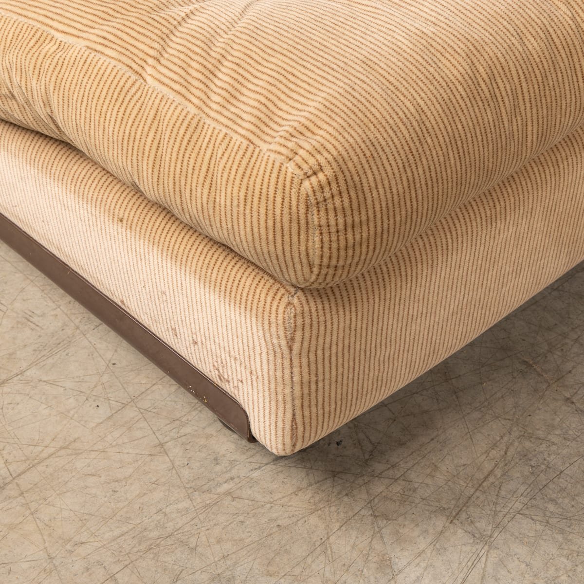 PUSHKINS.COM - B11840 - AN ITALIAN "AMANTA" 4-PIECE MODULAR SOFA BY MARIO BELLINI FOR B&B ITALIA c.1980 - 28.jpg