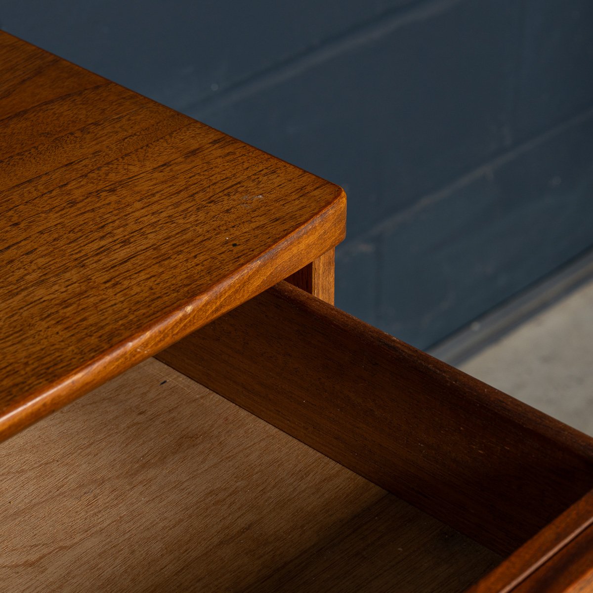 PUSHKINS.COM - B11413 - VINTAGE 20thC ENGLISH TEAK SIDEBOARD c.1960 - 13.jpg