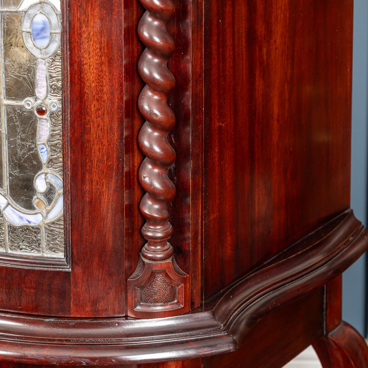 PUSHKINS.COM - NS11405 - ANTIQUE 20thC AMERICAN %22THE REGINA CO%22 12 DISC AUTOMATIC MUSIC PLAYING CABINET BOX c.1900 - 45.jpg