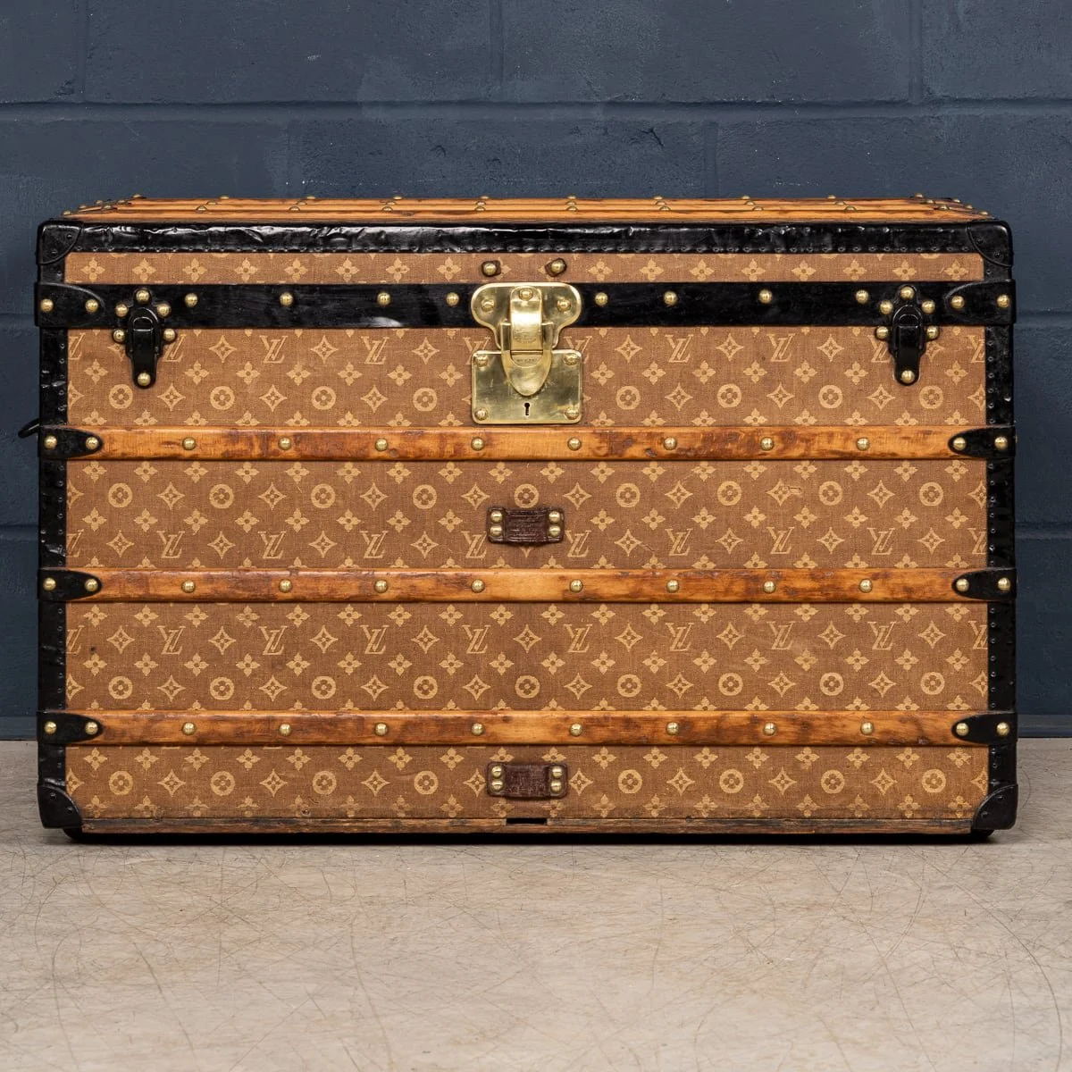 PUSHKIN'S - ANTIQUE 19thC LOUIS VUITTON TRUNK IN WOVEN CANVAS, FRANCE c.1890 - 4.jpg