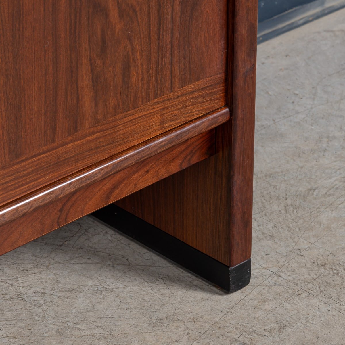 PUSHKINS.COM - B11243 - 20thC DANISH ROSEWOOD SIDEBOARD BY SKOVBY MØBELFABRIK A:S c.1960 - 25.jpg
