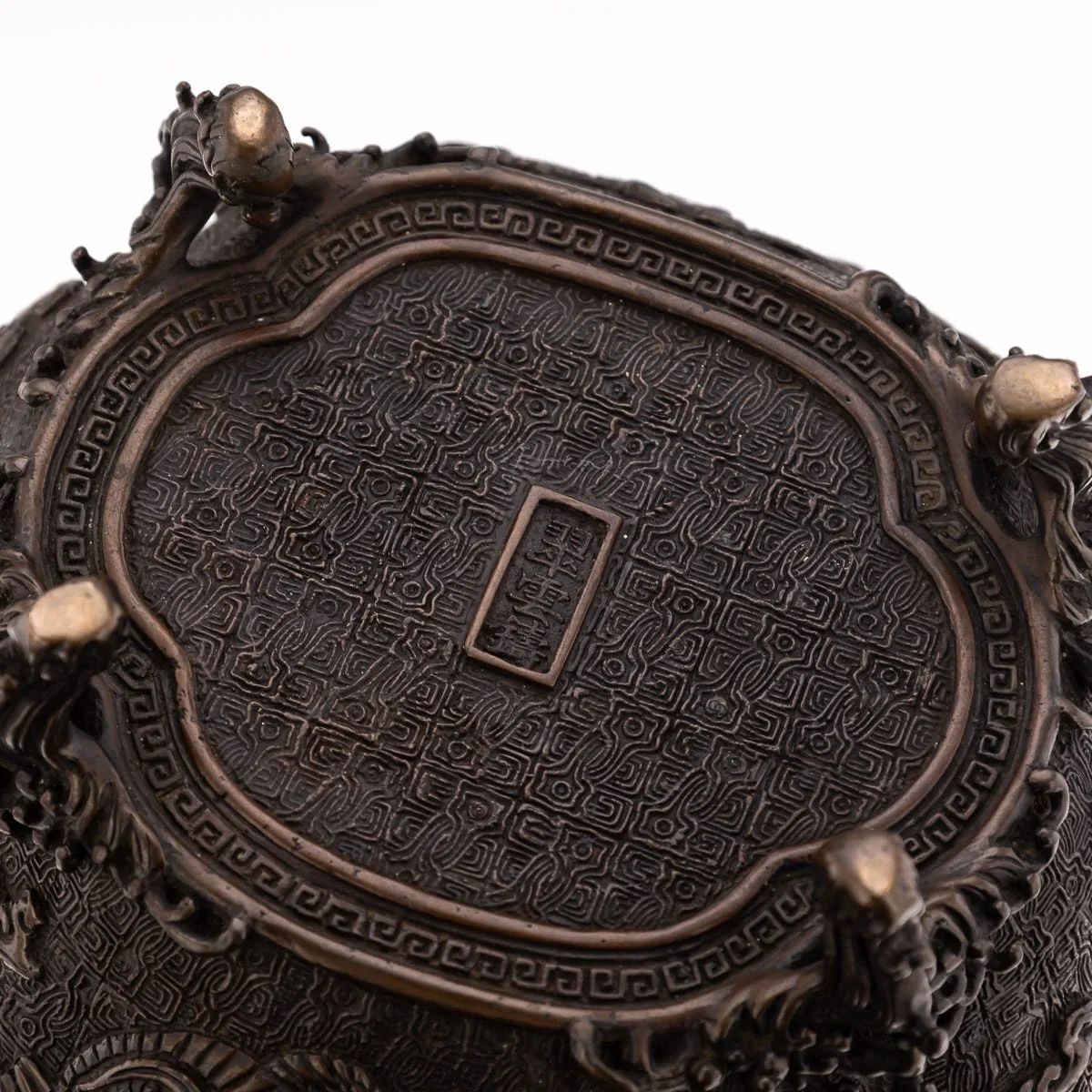 PUSHKINS.COM - G11929a - ANTIQUE 19thC JAPANESE BRONZE VESSEL IN THE STYLE OF THE 17thC EDO PERIOD - 23.jpg