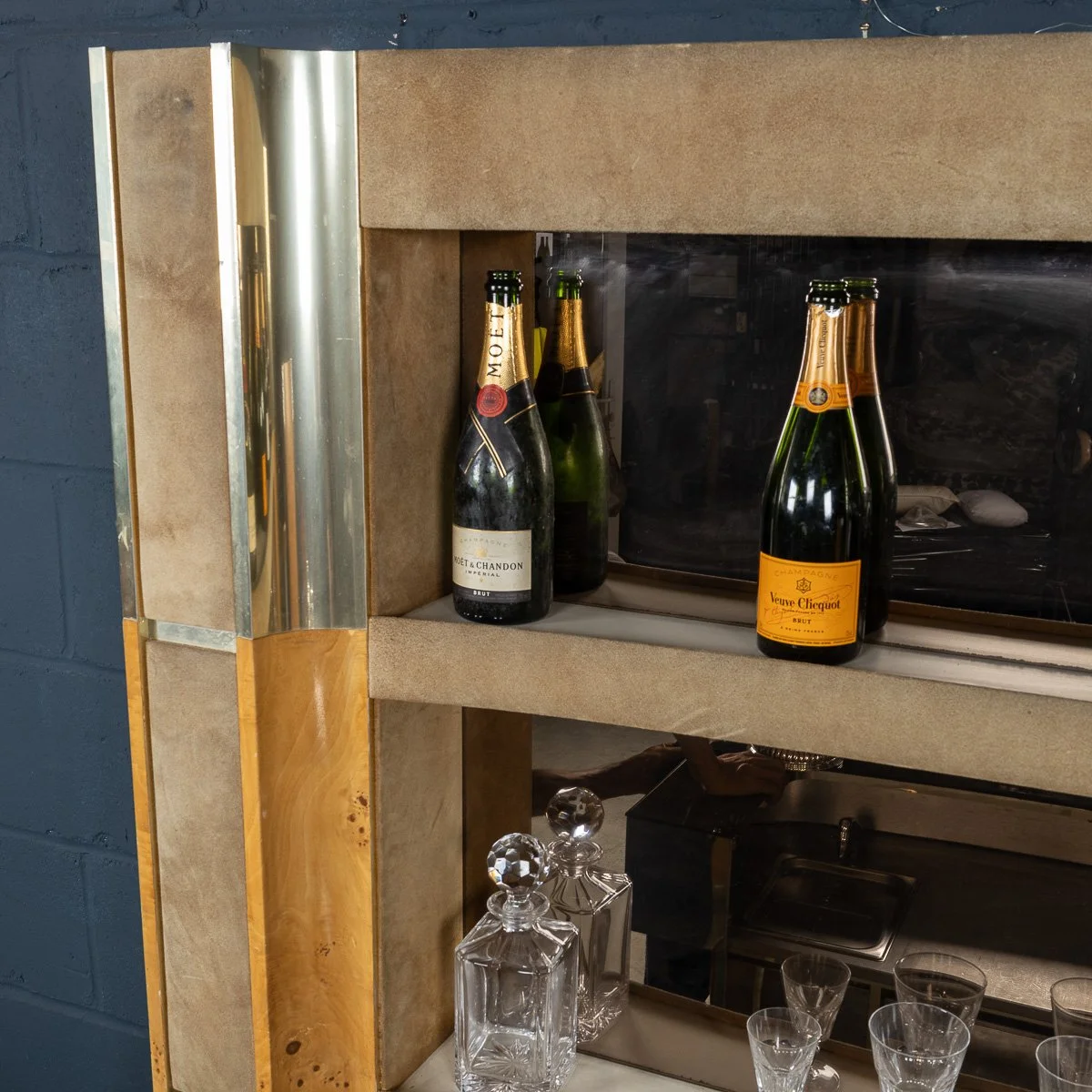 PUSHKINS.COM - B11467 - VINTAGE 20thC ITALIAN STANDING WET BAR BY WILLY RIZZO c.1970 - 51.jpg