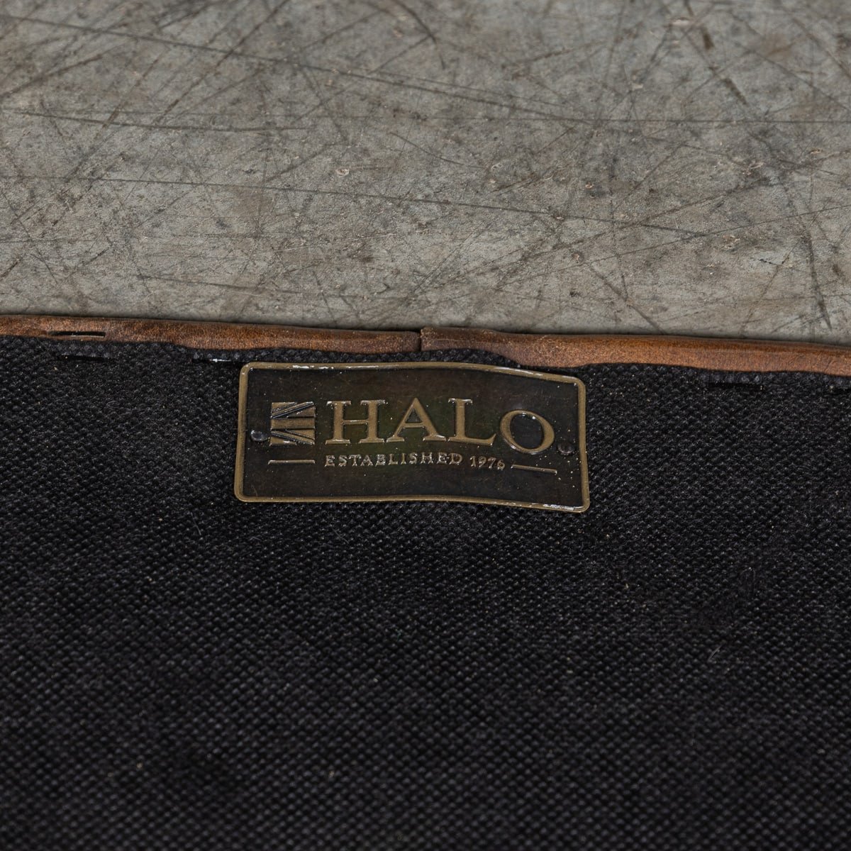PUSHKINS.COM - B11240 - VINTAGE 20thC ENGLISH BROWN LEATHER CHESTERFIELD ARMCHAIR BY HALO - 11.jpg