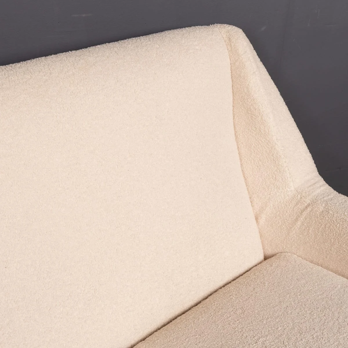 PUSHKINS.COM - Z12109 - VINTAGE 20thC ITALIAN SOFA IN CREAM BOUCLE c.1950 - 13.jpg