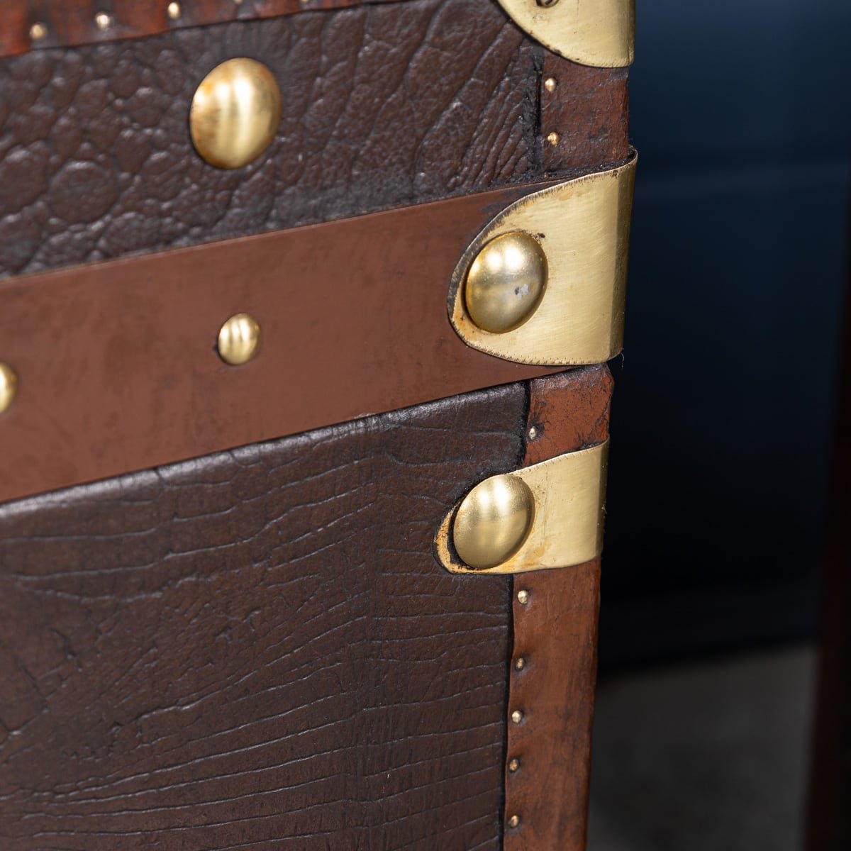 PUSHKINS.COM - 20thC PAIR OF LEATHER CLAD ENGLISH ARMY : NAVY STYLE TRUNKS - 20.jpg