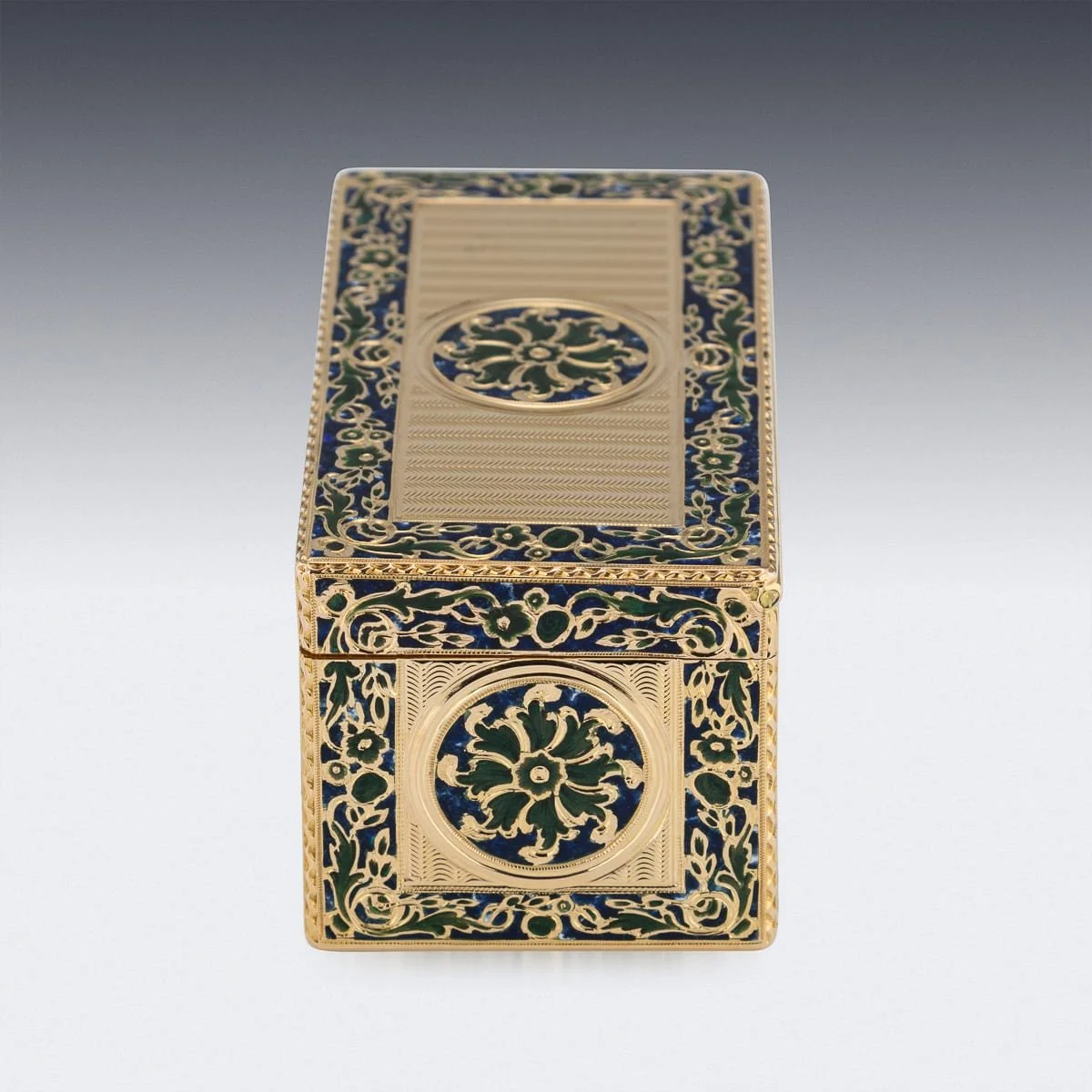 PUSHKINS.COM - A00025 - ANTIQUE 19thC FRENCH 18K SOLID GOLD & ENAMEL BOX, PARIS c.1760 - 05.jpg