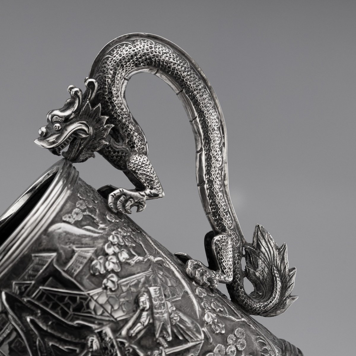 PUSHKINS.COM - A11058 - ANTIQUE 19thC RARE CHINESE EXPORT SOLID SILVER DRAGON MUG, BAO JI c.1870 - 11.jpg