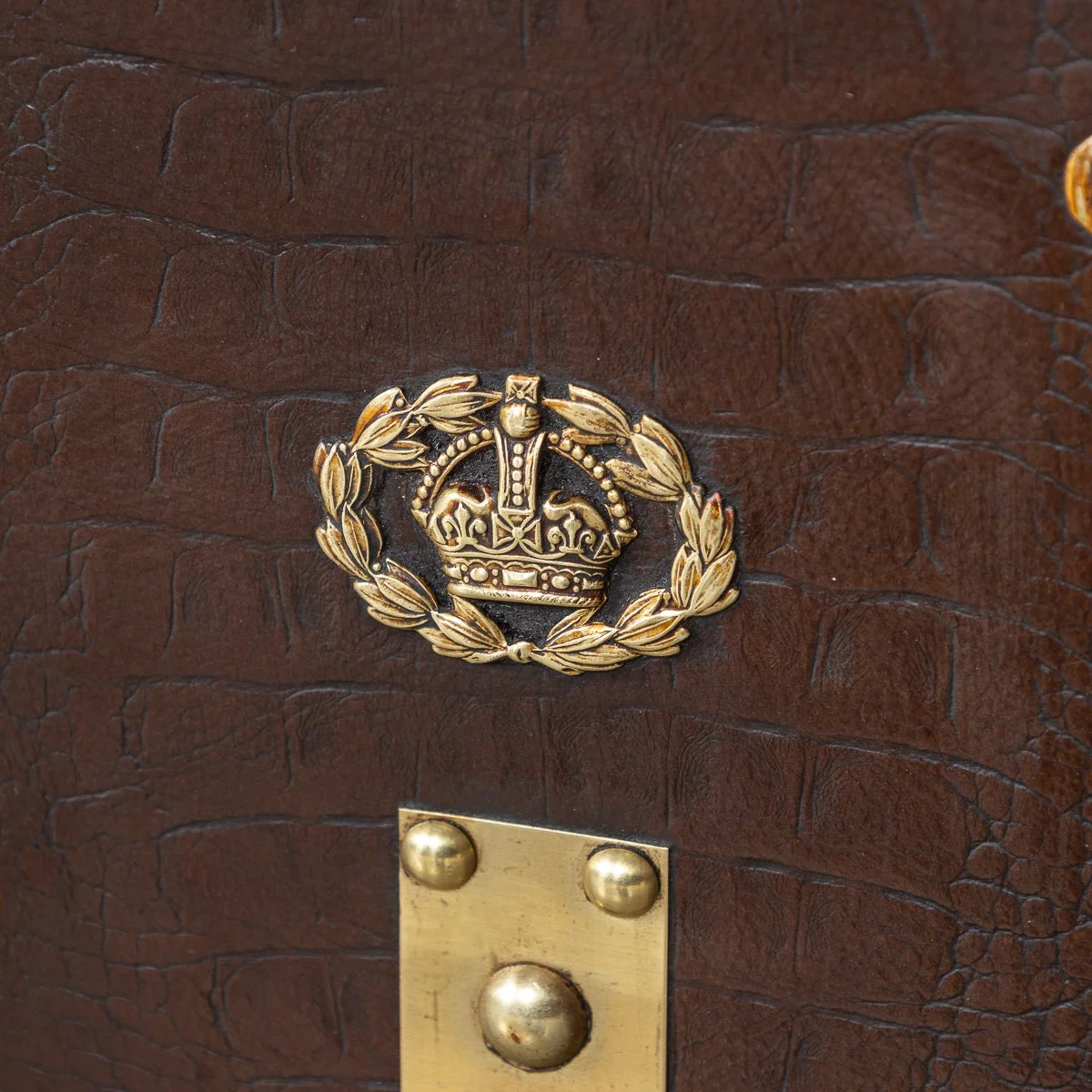 PUSHKINS.COM - B11411d - 20thC PAIR OF LEATHER CLAD ENGLISH ARMY : NAVY STYLE TRUNKS - 22.jpg
