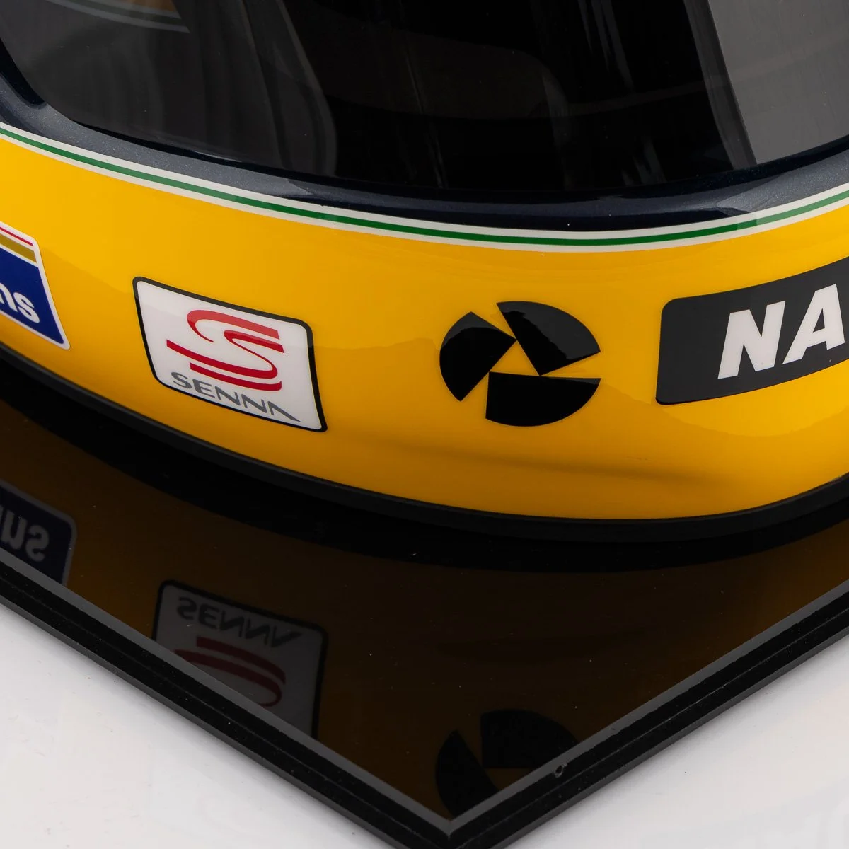 PUSHKINS.COM - C11727 - 20thC AYRTON SENNA F1 RACING HELMET BY SID MOSCA c.1994 - 22.jpg