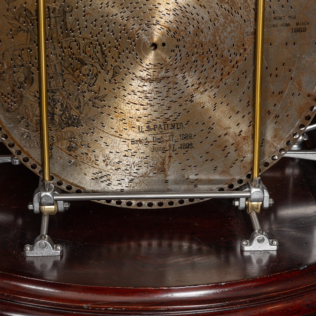 PUSHKINS.COM - NS11405 - ANTIQUE 20thC AMERICAN %22THE REGINA CO%22 12 DISC AUTOMATIC MUSIC PLAYING CABINET BOX c.1900 - 08.jpg