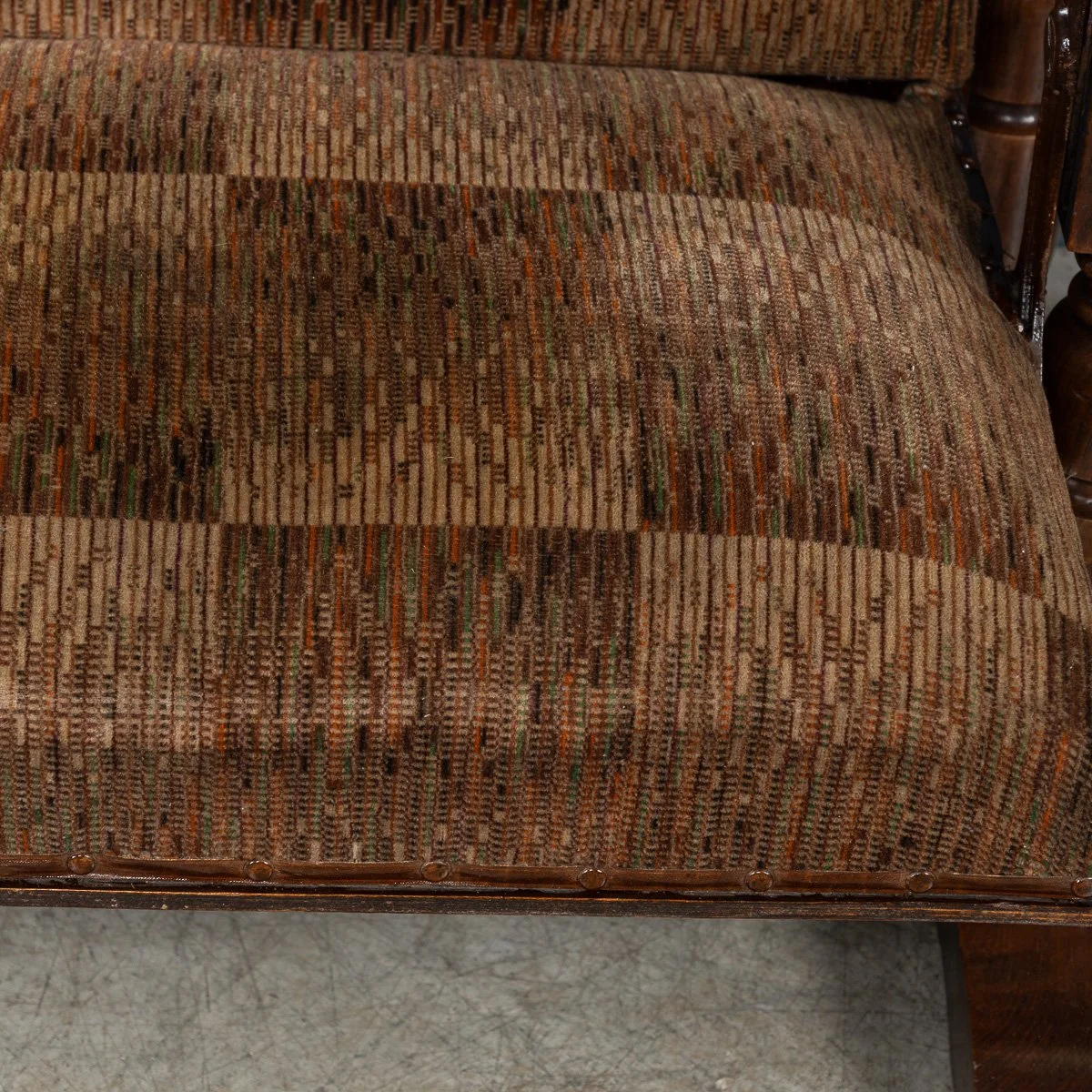 PUSHKINS.COM - B11465 - 20thC ENGLISH METAMORPHIC %22SETTEE TABLE%22 BY R. HAMP & CO, NORTHAMPTON c.1930 - 23.jpg
