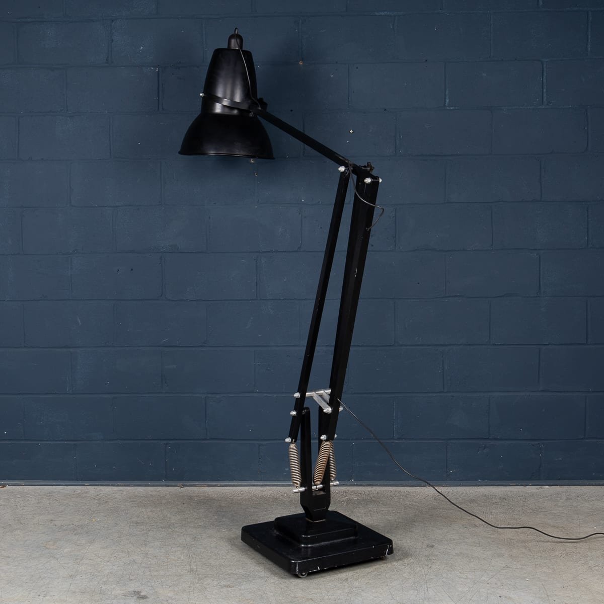 PUSHKINS.COM - B12748d - VINTAGE 20thC ENGLISH OVERSIZED ANGLEPOISE ARTICULATED FLOOR LAMP - 06.jpg