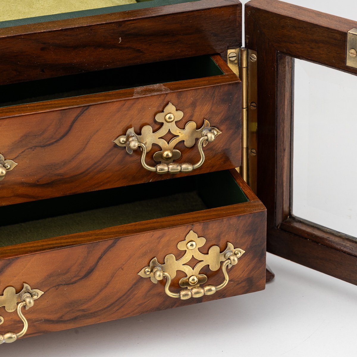 PUSHKINS.COM - D11171 - ANTIQUE 19thC VICTORIAN WALNUT & GLASS FRONTED JEWELLERY BOX c.1890 - 13.jpg