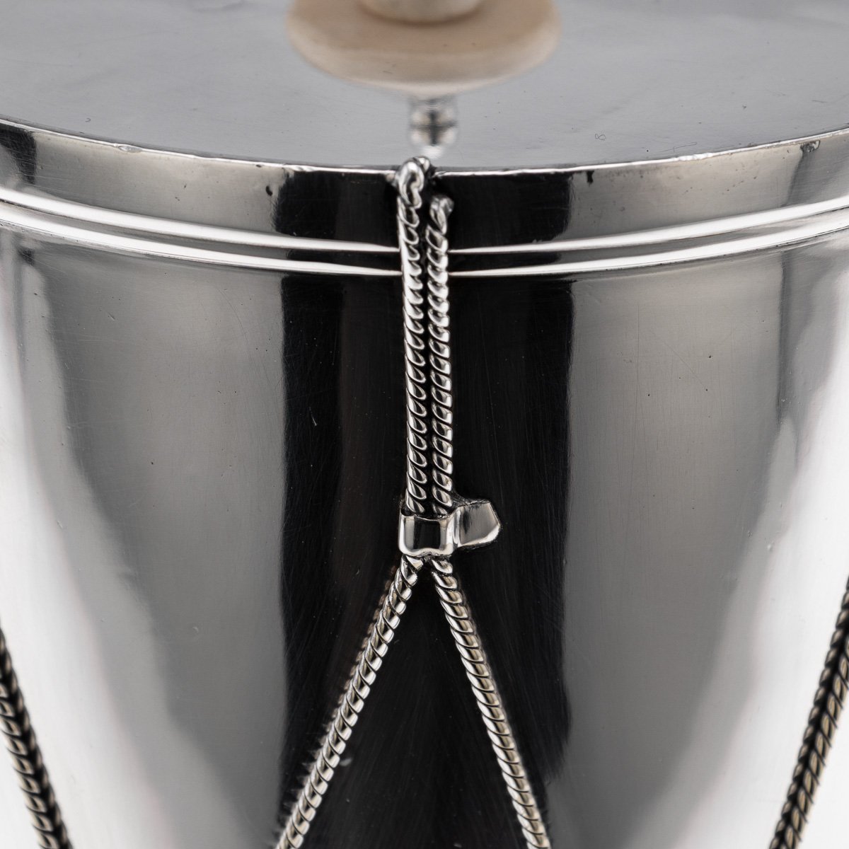 PUSHKINS.COM - J12509 - ANTIQUE 19thC ENGLISH SILVER PLATED DRUM SHAPED BISCUIT BOX, MAPPIN BROTHERS -  11.jpg