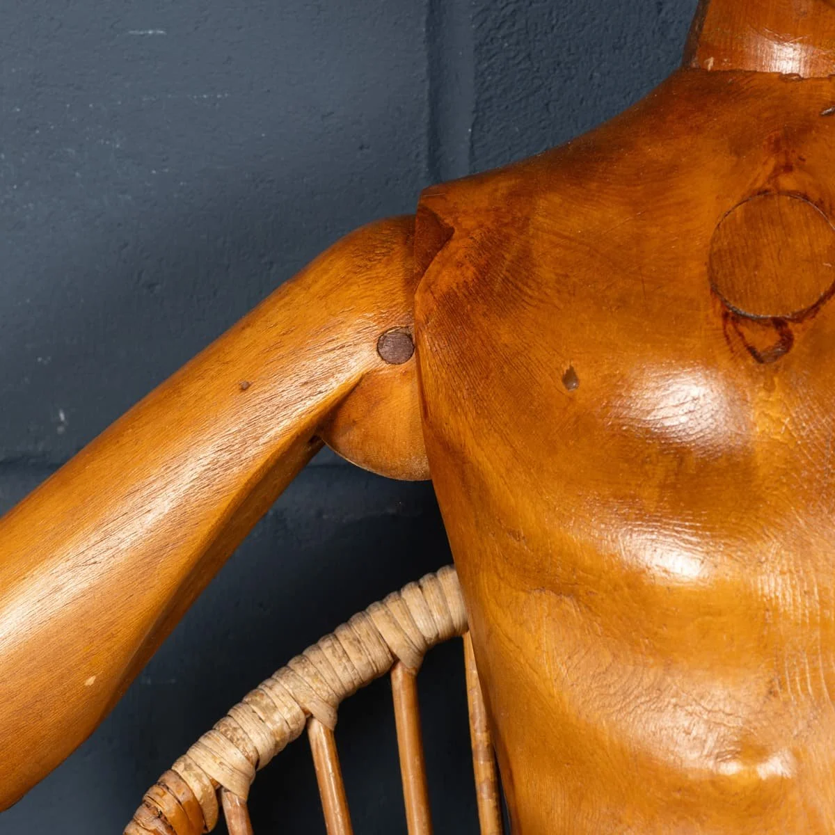 PUSHKINS.COM - B12324 - ANTIQUE RARE 20thC CONTINENTAL LIFE SIZE WOODEN ARTIST'S LAY FIGURE c.1910 - 13.jpg